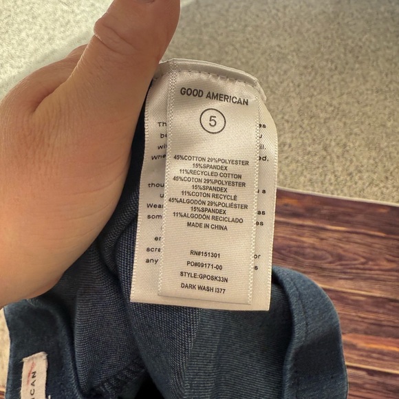 Good American Bundle Jeans and Shorts - Picture 8 of 8